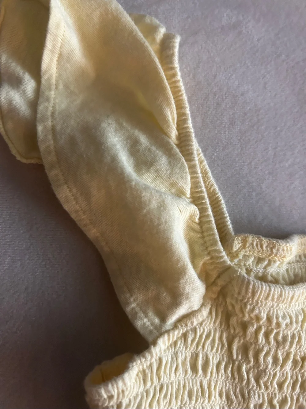 Old Navy lightweight pale